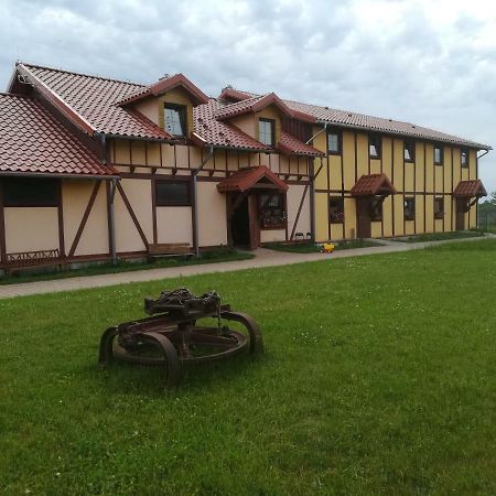 Pensjonat Przy Stajni Kierzkowo  Luaran gambar