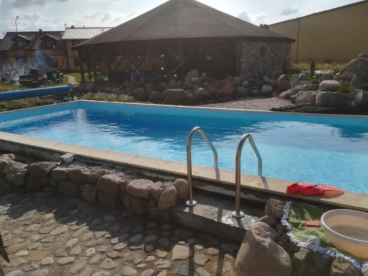 Pensjonat Przy Stajni Kierzkowo  Luaran gambar